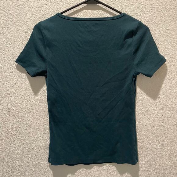 Old Navy Green Ribbed Top, Women’s Size Small, Excellent Used Condition - Picture 3 of 3